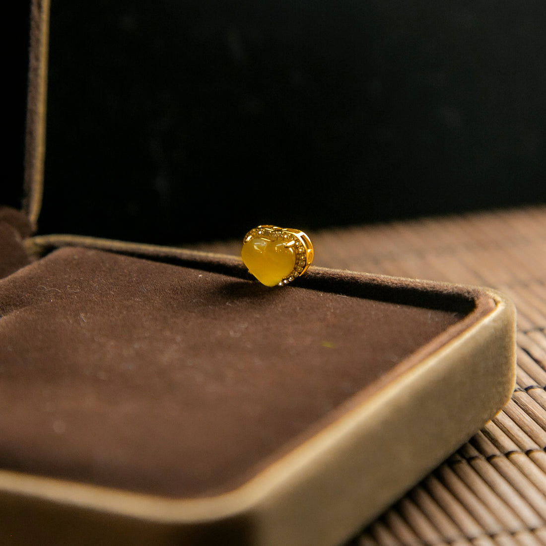 S925鑲鋯石天然緬甸翡翠冰橙黃心形吊墜