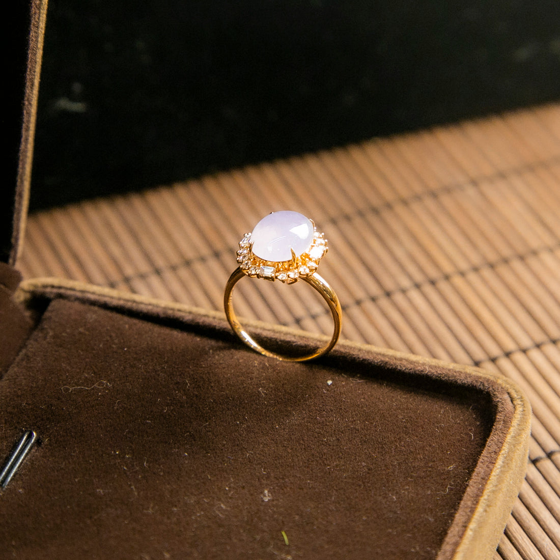 18K玫瑰金鑲鑽天然緬甸翡翠冰粉紫蛋面戒指