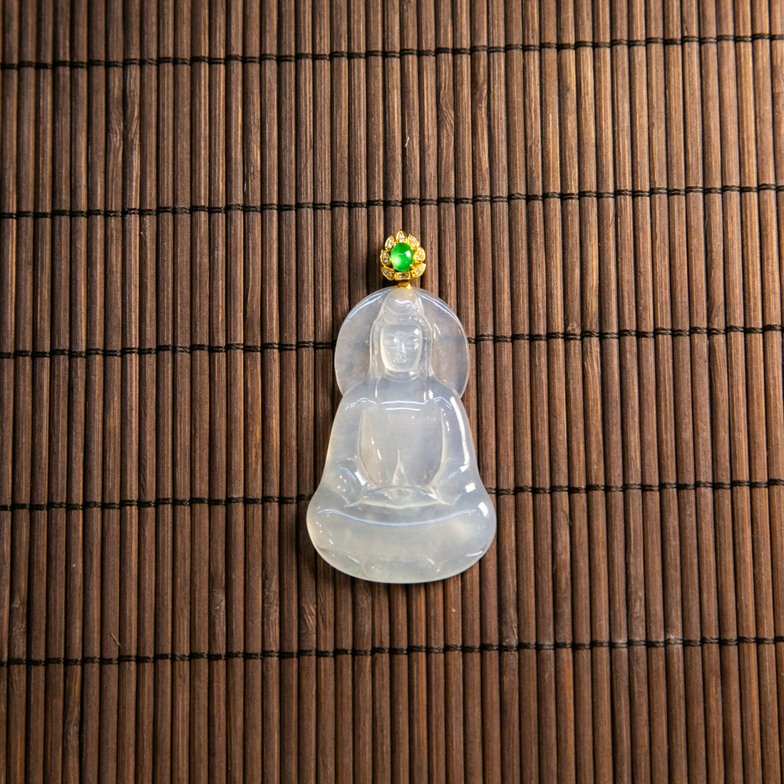 18K黃金鑲鑽天然緬甸翡翠冰白觀音吊飾