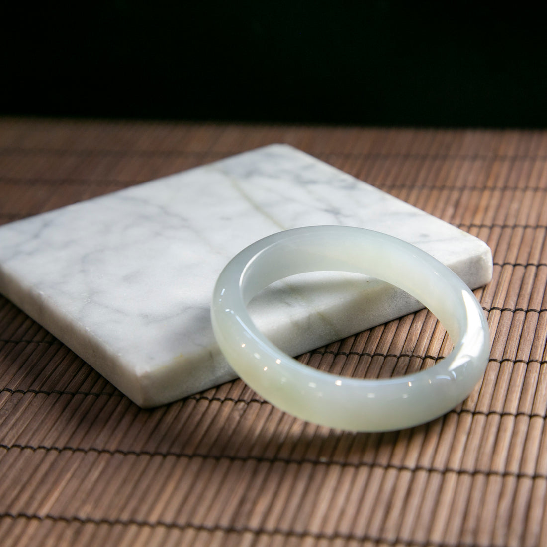 天然緬甸翡翠冰藍貴妃手鐲 (適合圈口 49-51)