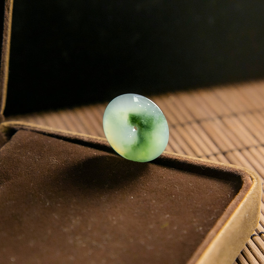 天然緬甸翡翠冰藍綠底飄花平安扣