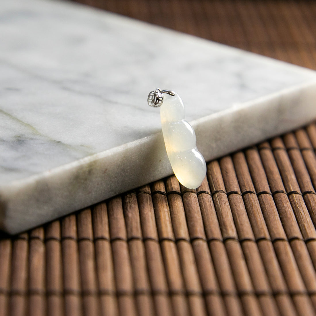 18K Gold Natural Burmese Jade Icy White Bean Pendant