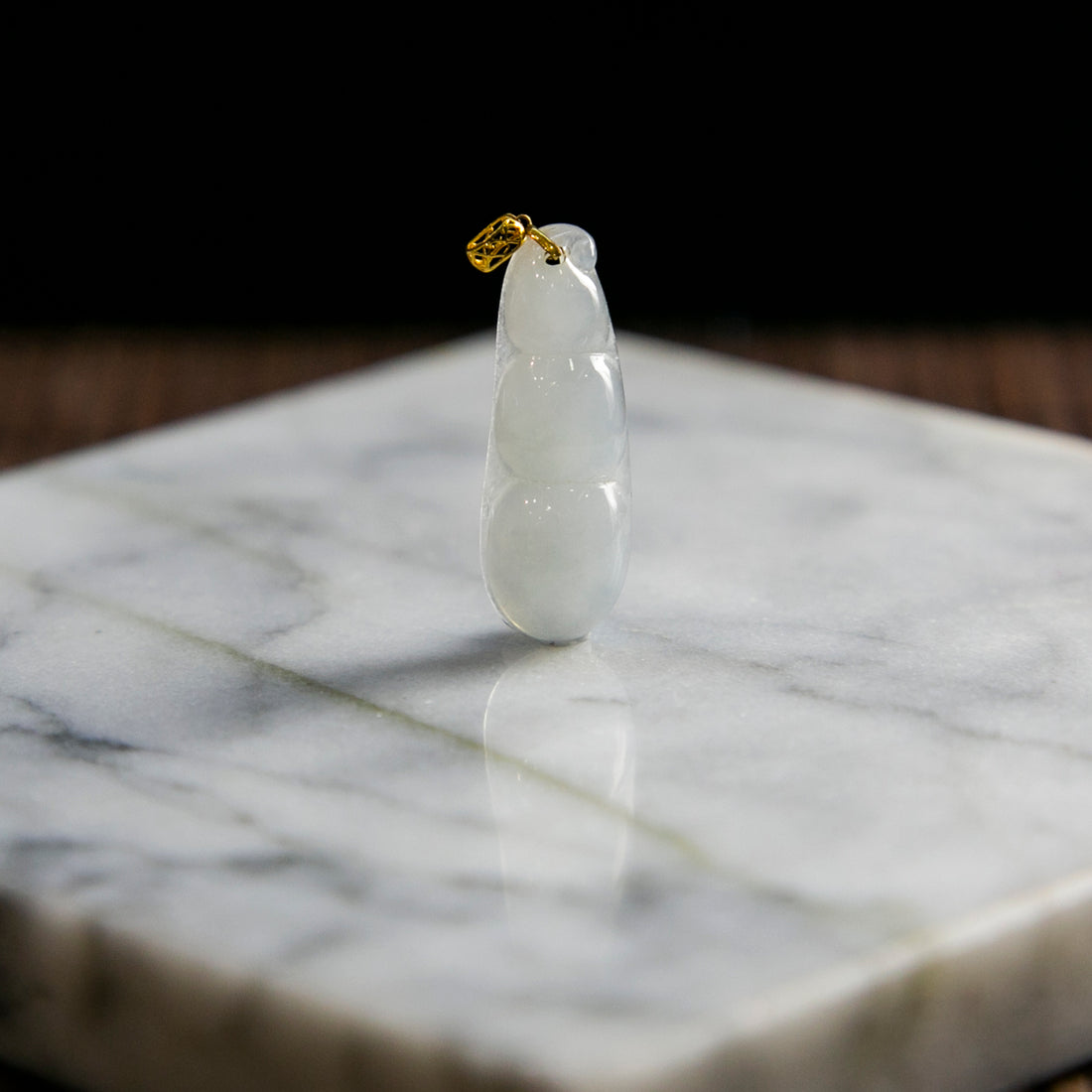 18K Gold Natural Burmese Jade Icy White Bean Pendant
