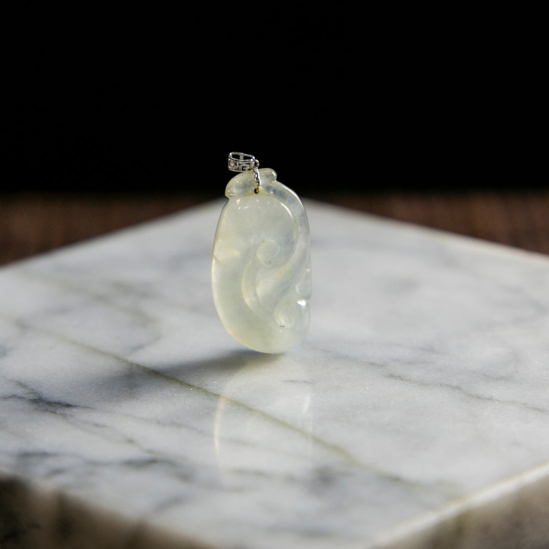 18K Gold Natural Burmese Jade Icy White Ruyi Pendant