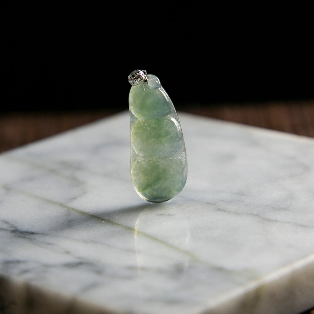 18K Gold Natural Burmese Jade Piao Hua Bean Pendant
