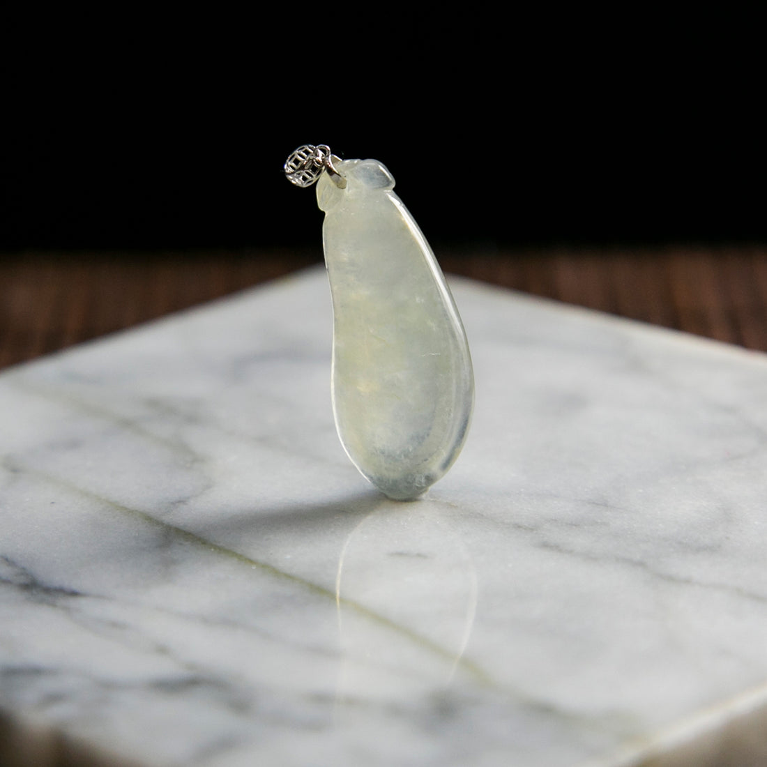 18K Gold Natural Burmese Jade Icy White Loofa Pendant