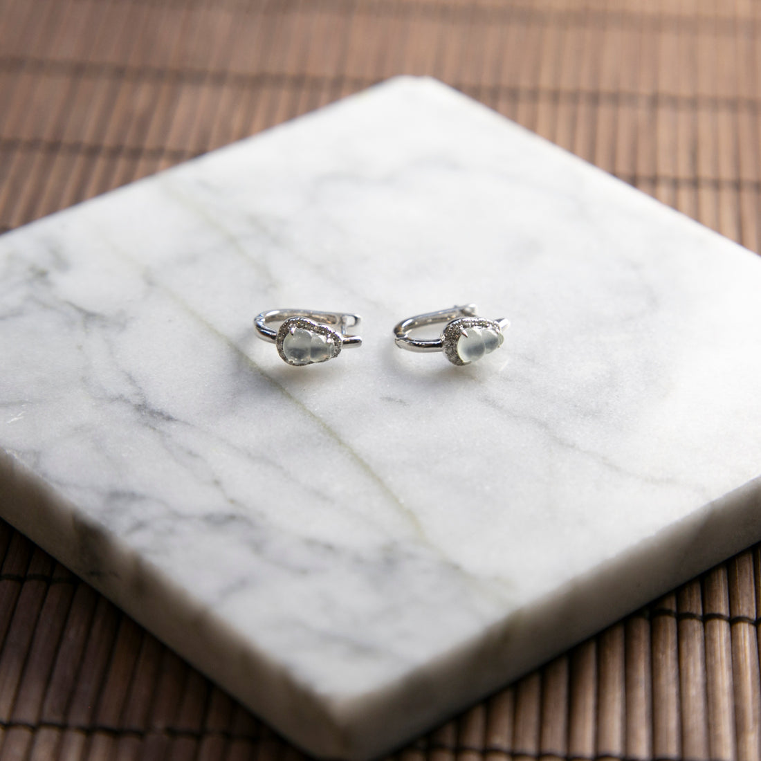 18K白金鑲鑽天然緬甸翡翠玻璃種葫蘆耳環