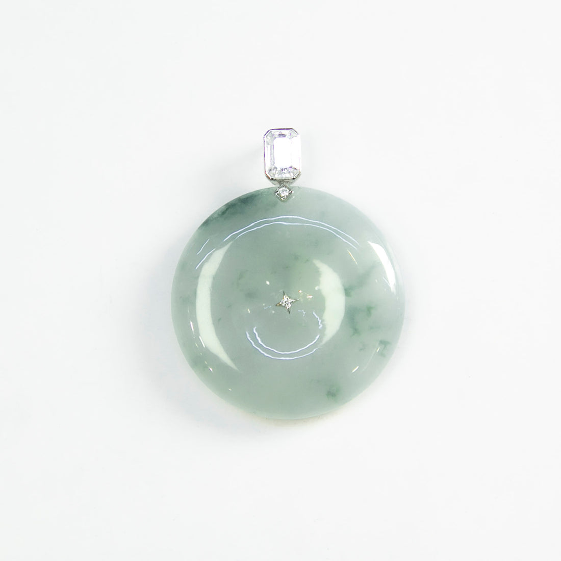 18K白金鑲鑽天然緬甸翡翠冰白飄花平安扣吊墜