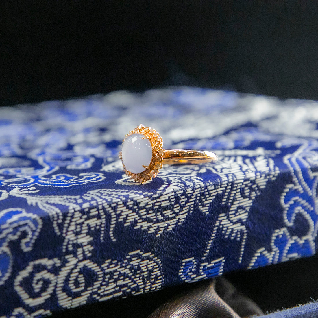 18K玫瑰金鑲鑽天然緬甸翡翠冰紫蛋面戒指