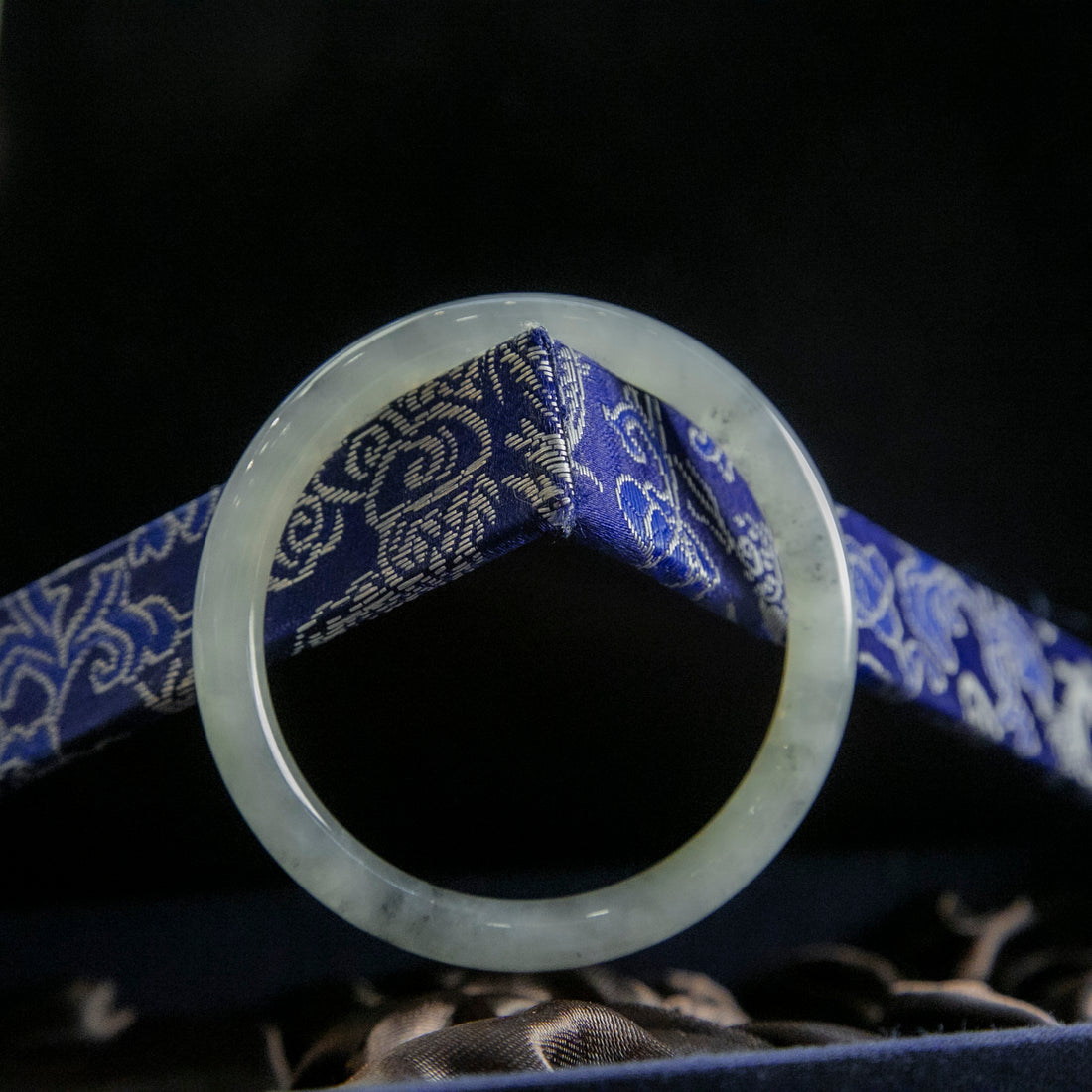 天然緬甸翡翠冰烏雞圓條手鐲 (適合手圍 53-55mm)