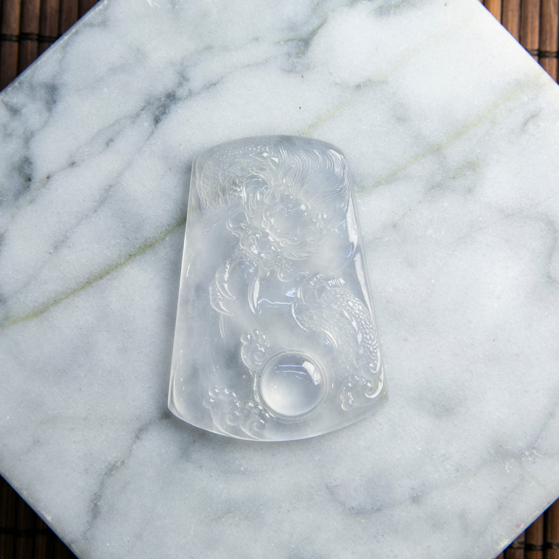 天然緬甸翡翠冰白龍牌龍吐珠