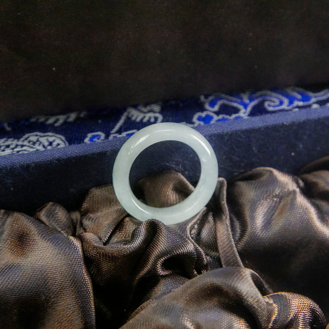 天然緬甸翡翠光感冰白飄綠玉戒