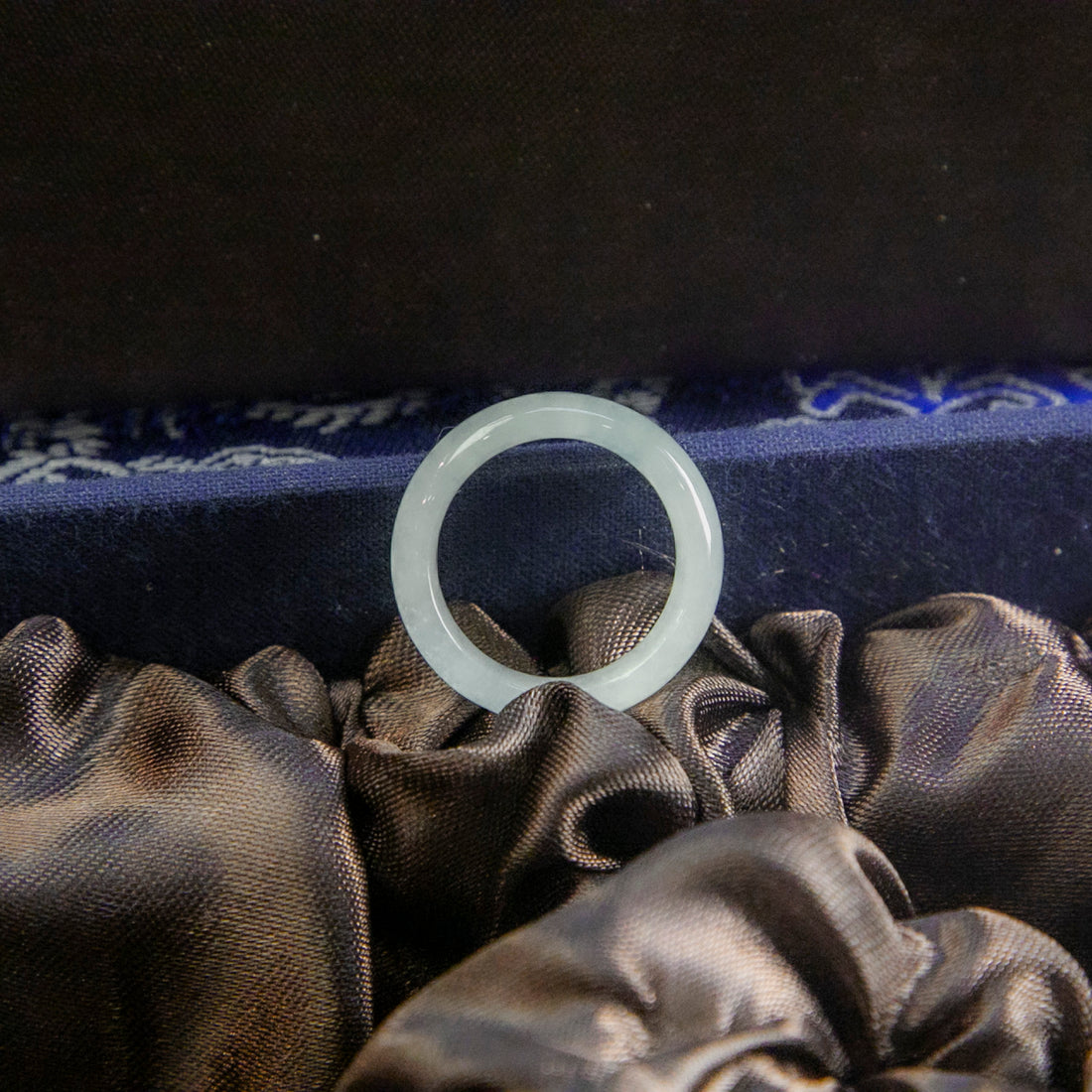 天然緬甸翡翠光感冰淡綠玉戒