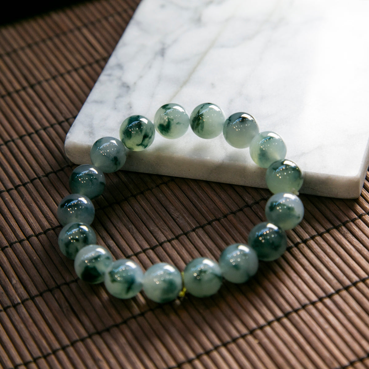 天然緬甸翡翠冰種飄藍花大珠串