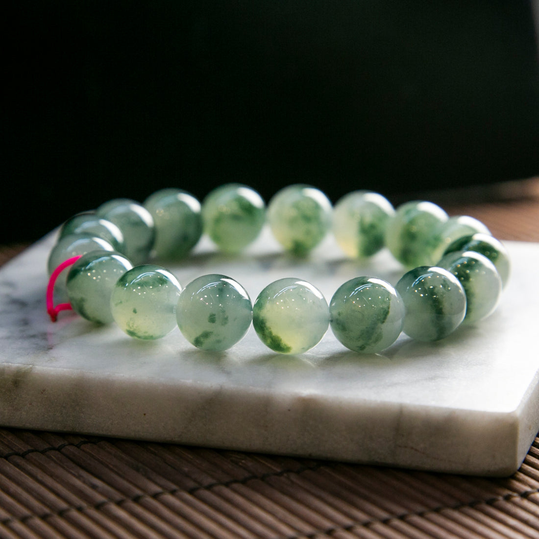 天然緬甸翡翠冰種飄藍花大珠串