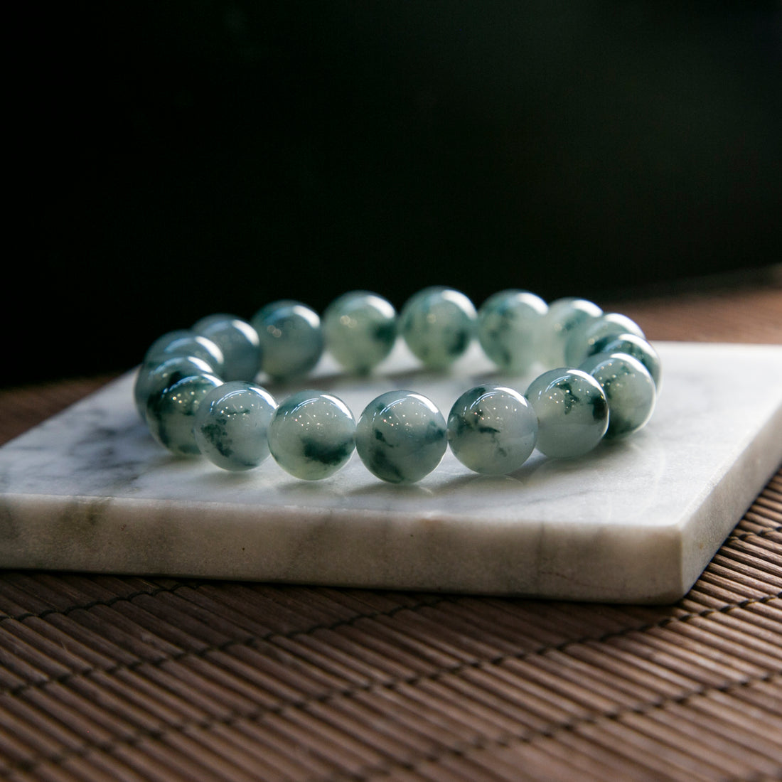 天然緬甸翡翠冰種飄藍花大珠串