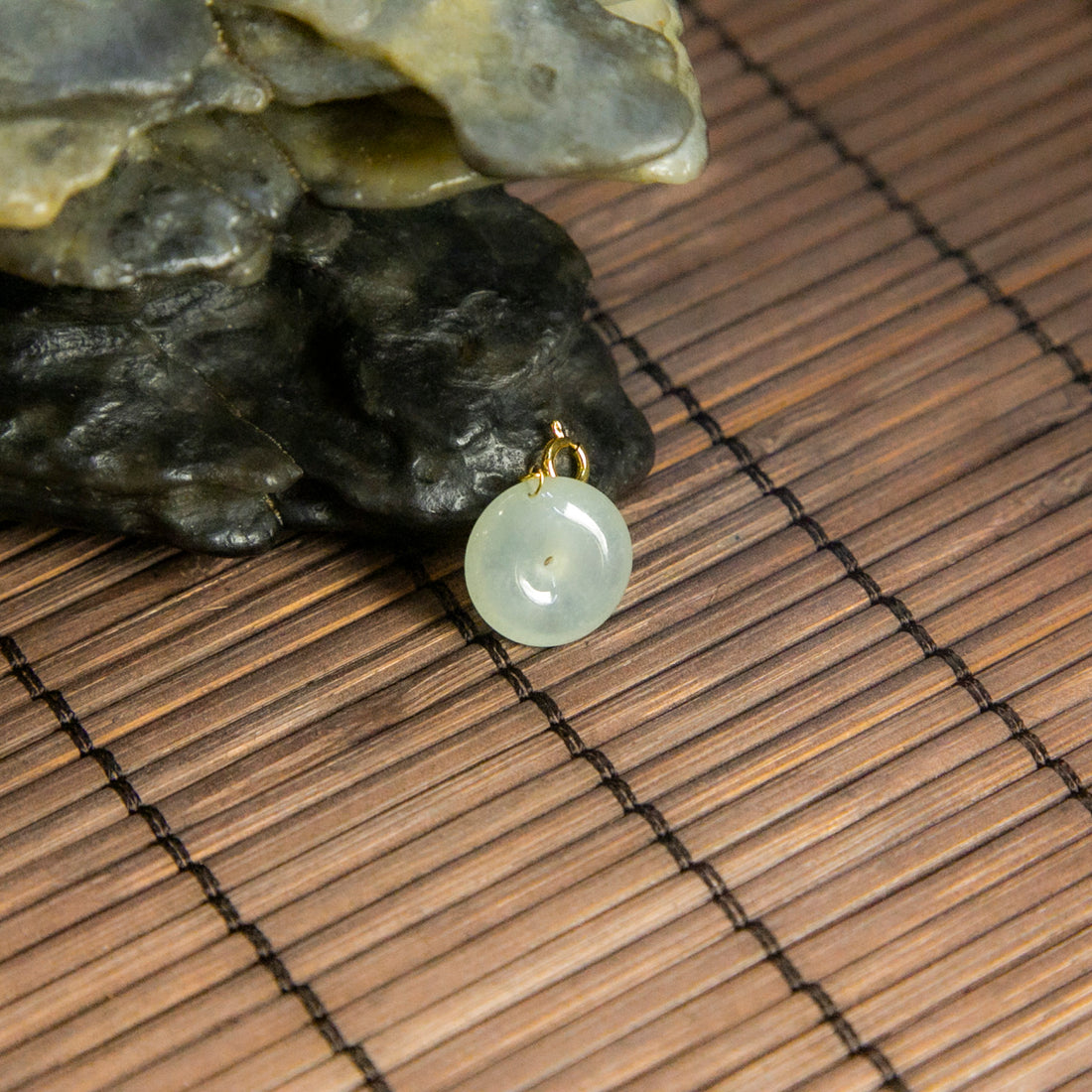 18K金天然緬甸翡翠冰淡綠平安扣萬能扣小吊墜