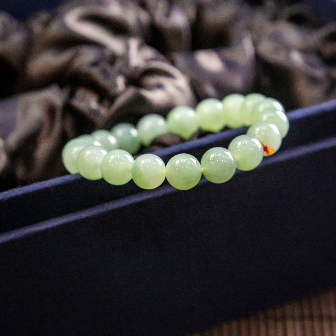 天然緬甸翡翠冰淡綠飄花手珠串 (10.0mm)