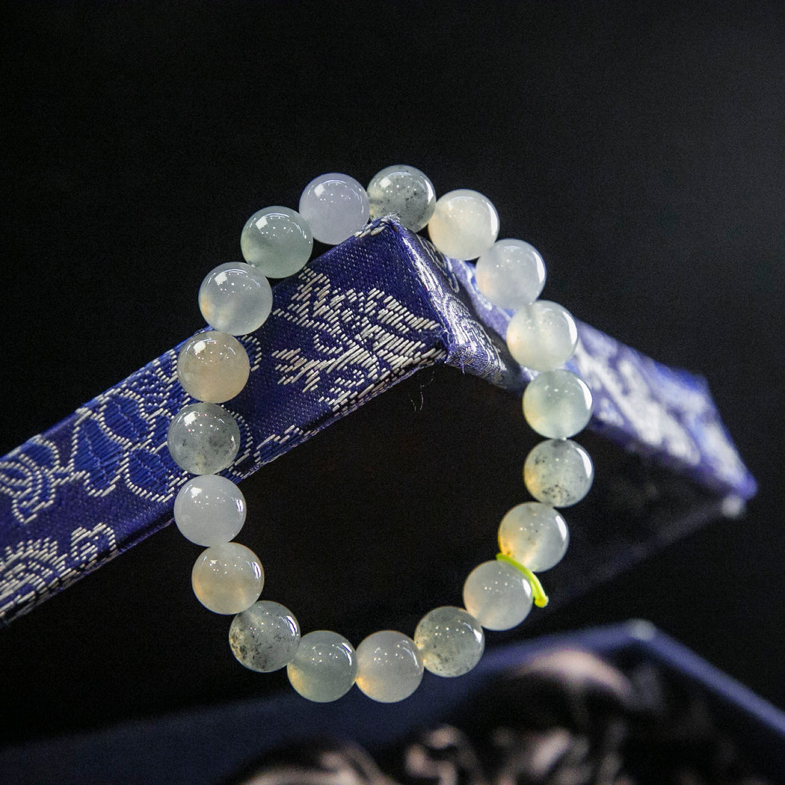 天然緬甸翡翠冰淡多寶手珠串 (10.0mm)