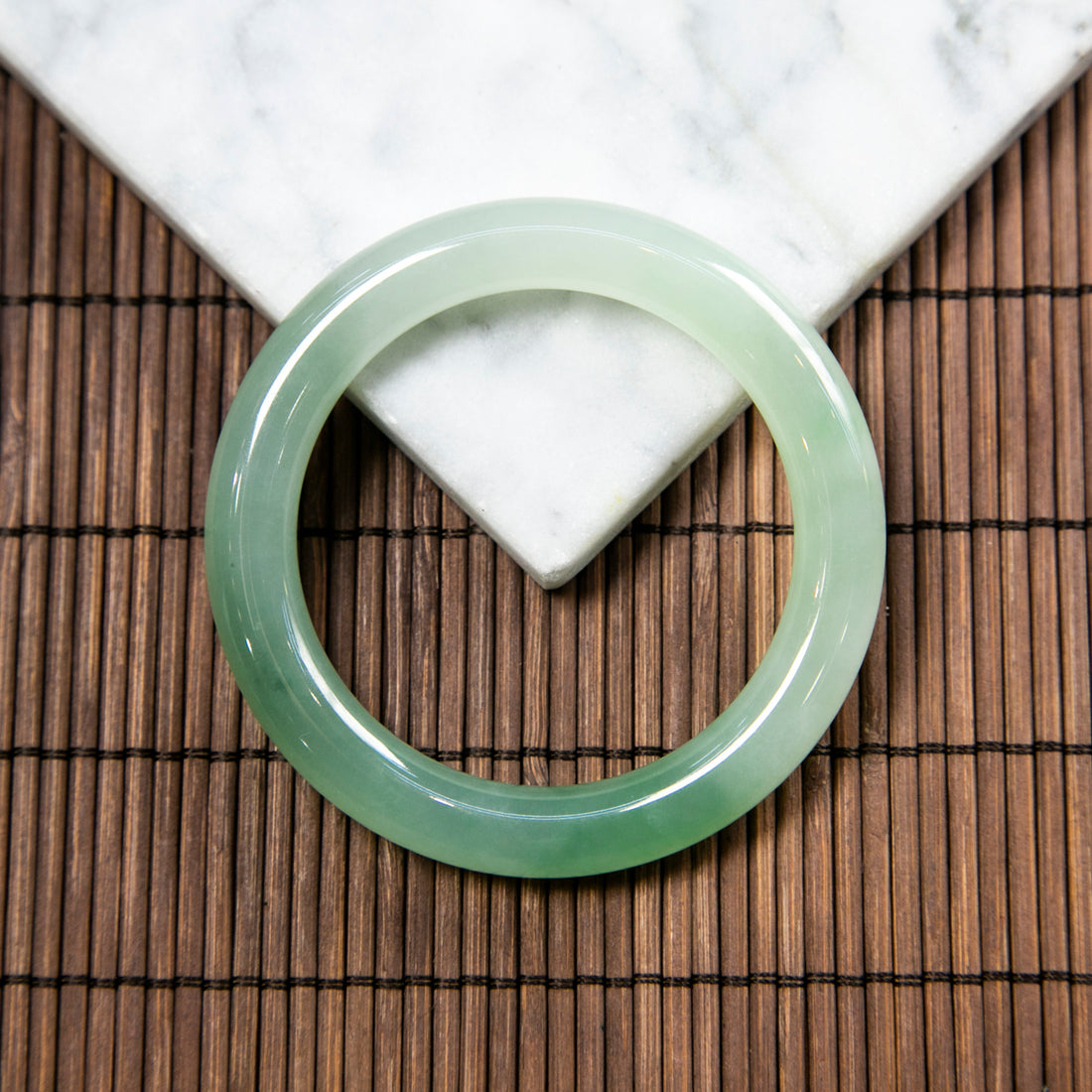 Natural Burmese Jade Icy Green Full Circle Bangle (Fits 50-52mm)