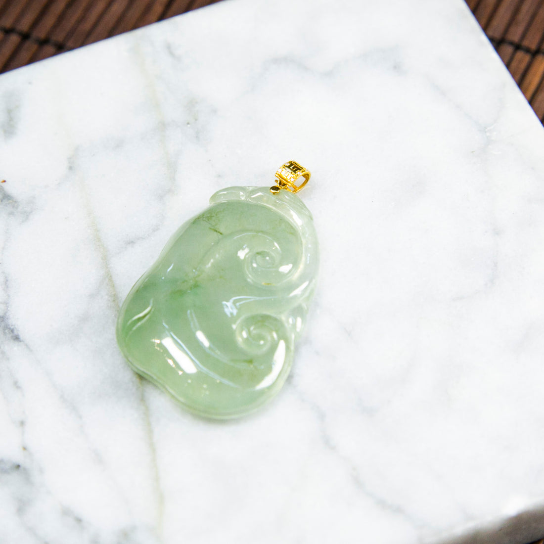 18K Gold Natural Burmese Jade Icy Light Green Ruyi Pendant