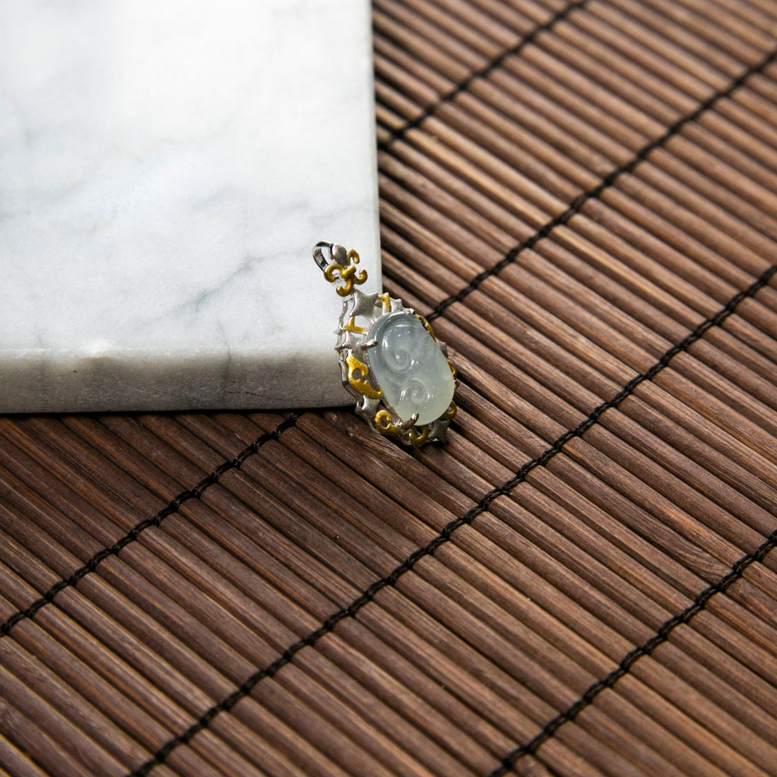 18K Gold Natural Burmese Jade Icy White Ruyi Pendant