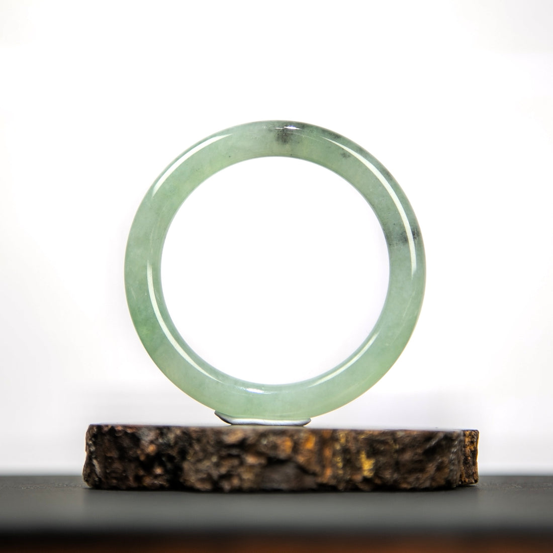 Natural Burmese Pale-Green Floating-Flower Round-Band Jadeite Bangle (Fits Wrist Size 51-53mm)