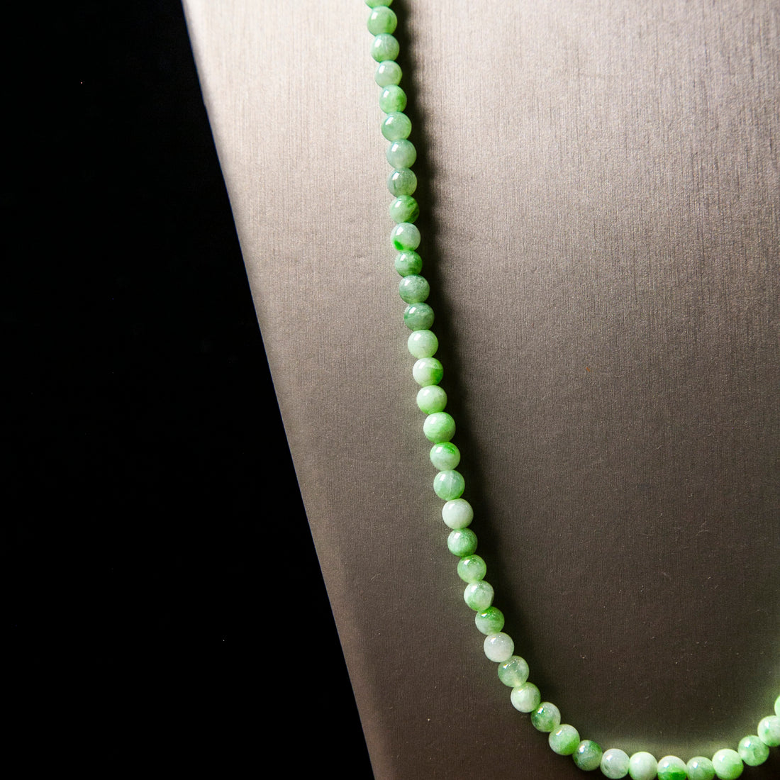 Natural Burmese Jade Light Green Piao Hua Beaded Necklace