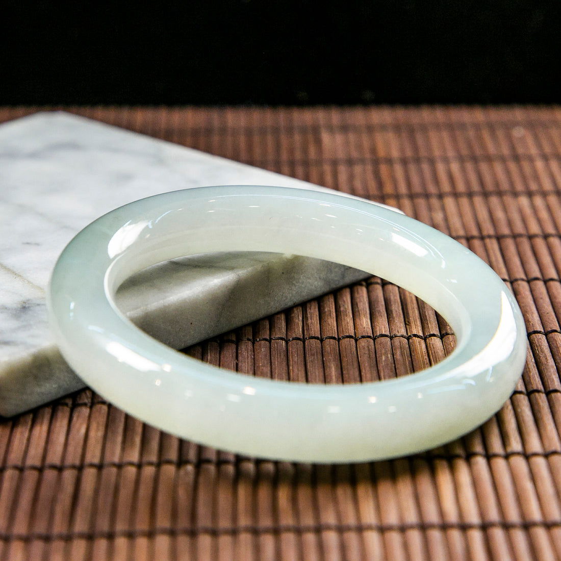 Natural Burmese Jade Icy Light Green Full Circle Bangle (Fits 55-57mm)