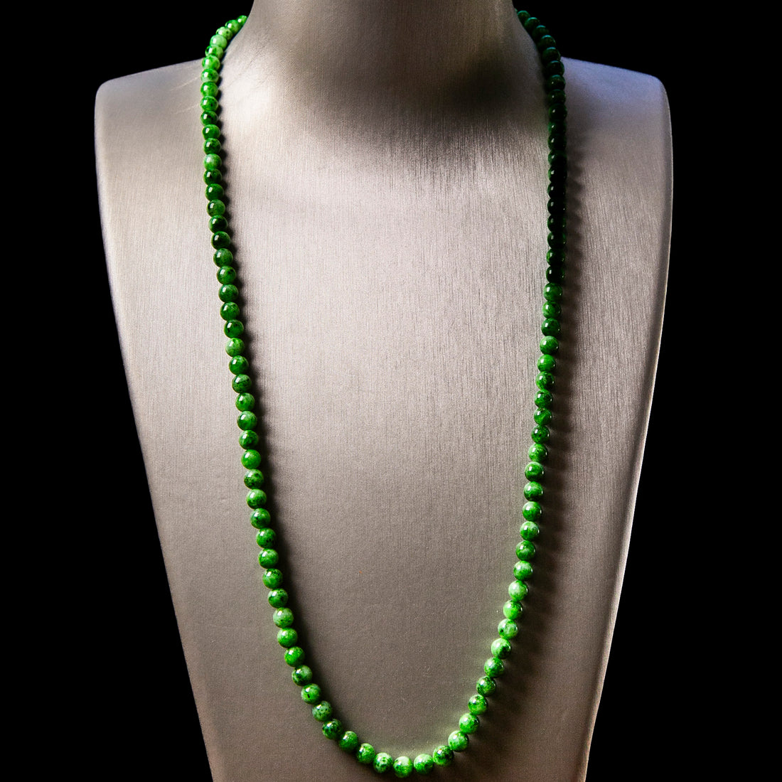 Natural Burmese Jade Bright Green Piao Hua Beaded Necklace