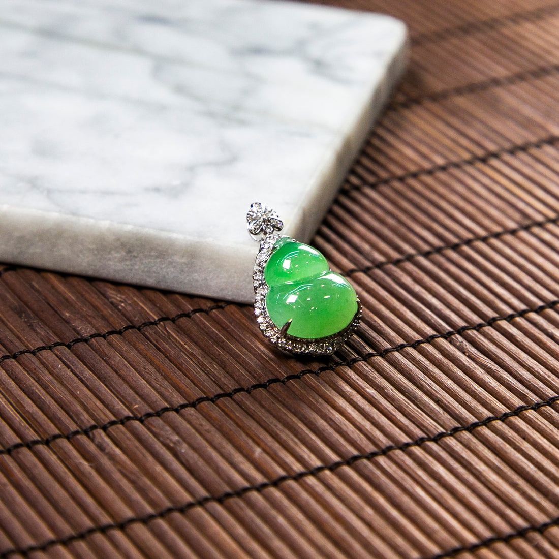 18K Platinum Diamond Natural Burmese Jade Bright Green Hulu Pendant