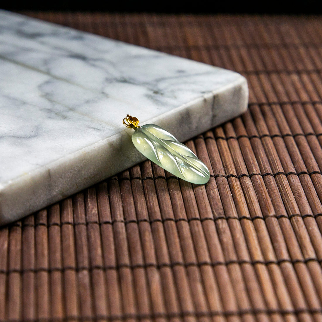 18K Gold Natural Burmese Jade Icy Apply Green Leaf Pendant