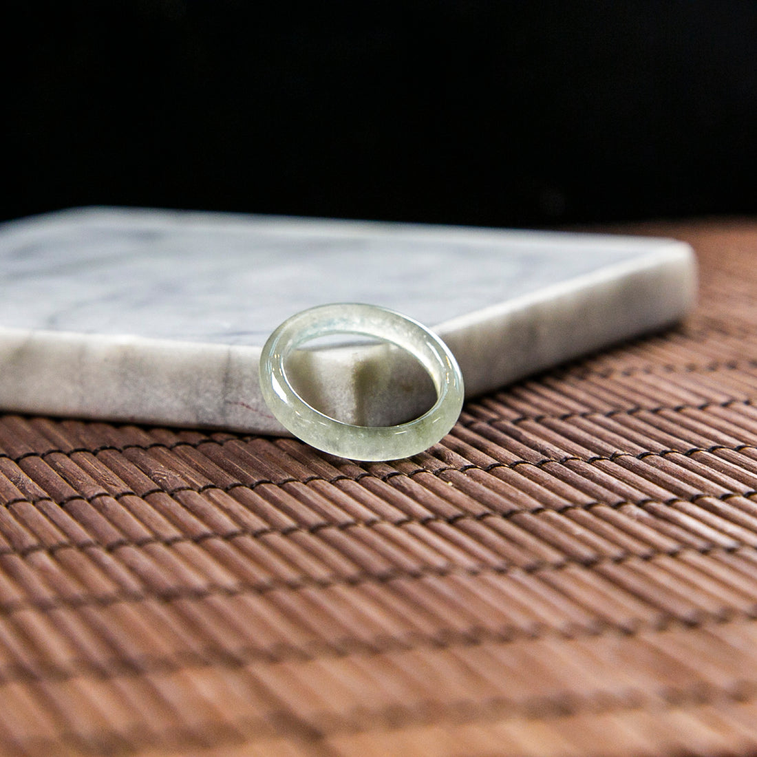 天然緬甸翡翠光感冰淡綠玉戒