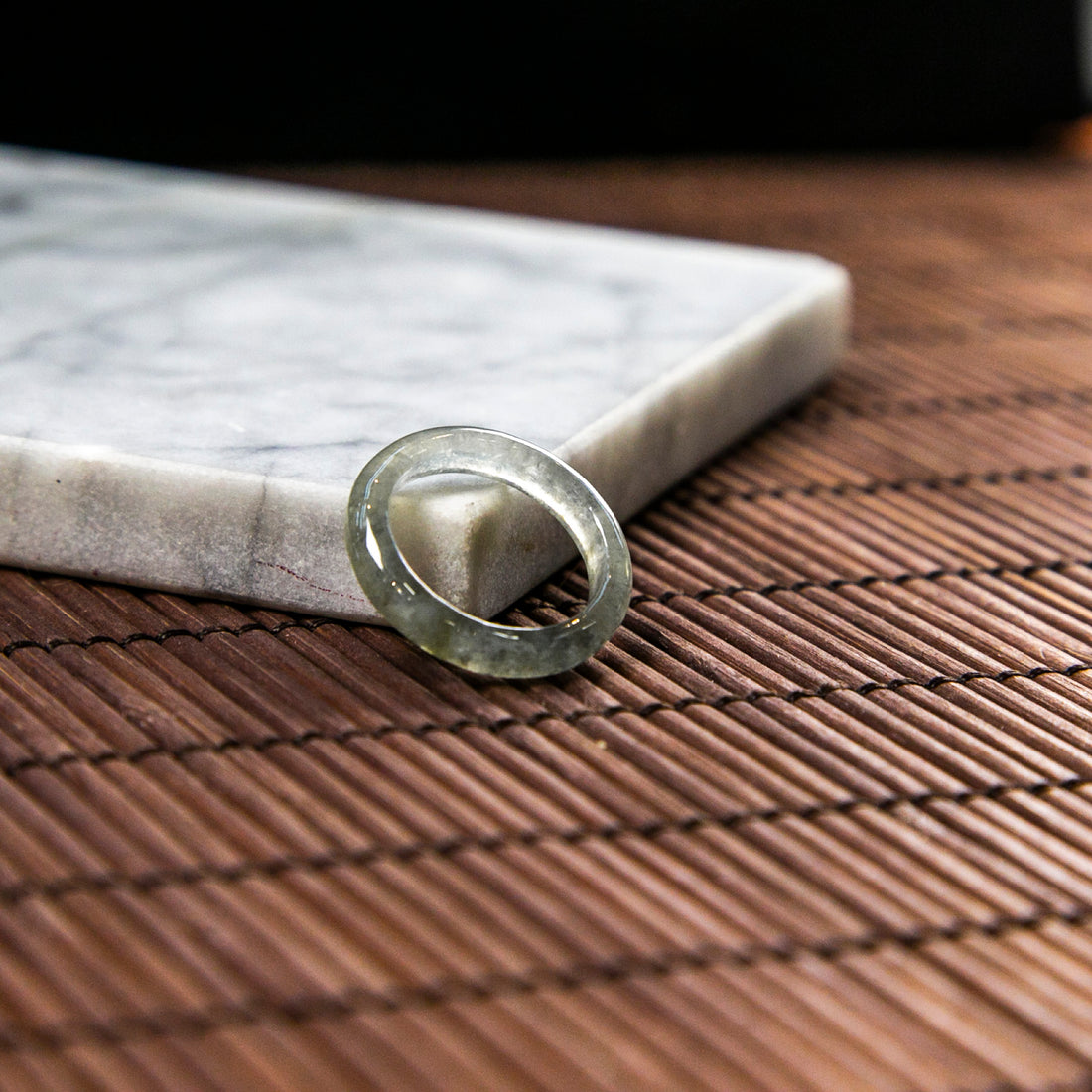 天然緬甸翡翠光感冰種烏雞玉戒