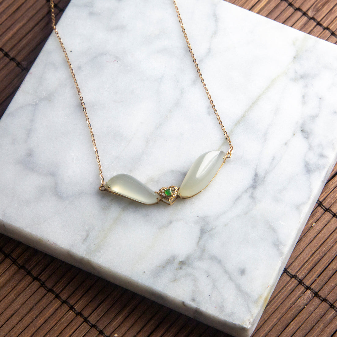 18K黃金鑲鑽冰種隨形頸鏈