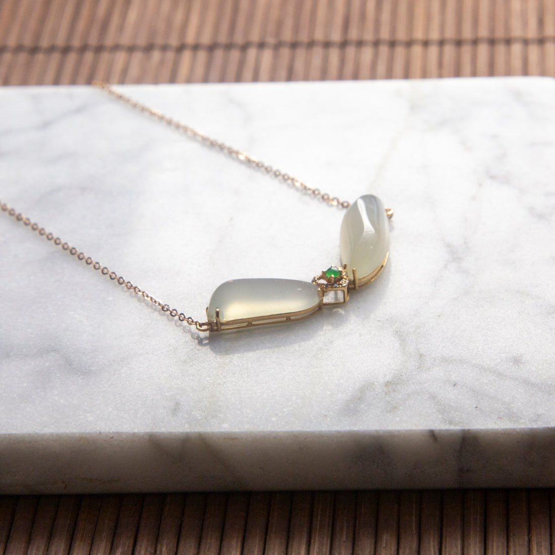 18K黃金鑲鑽冰種隨形頸鏈