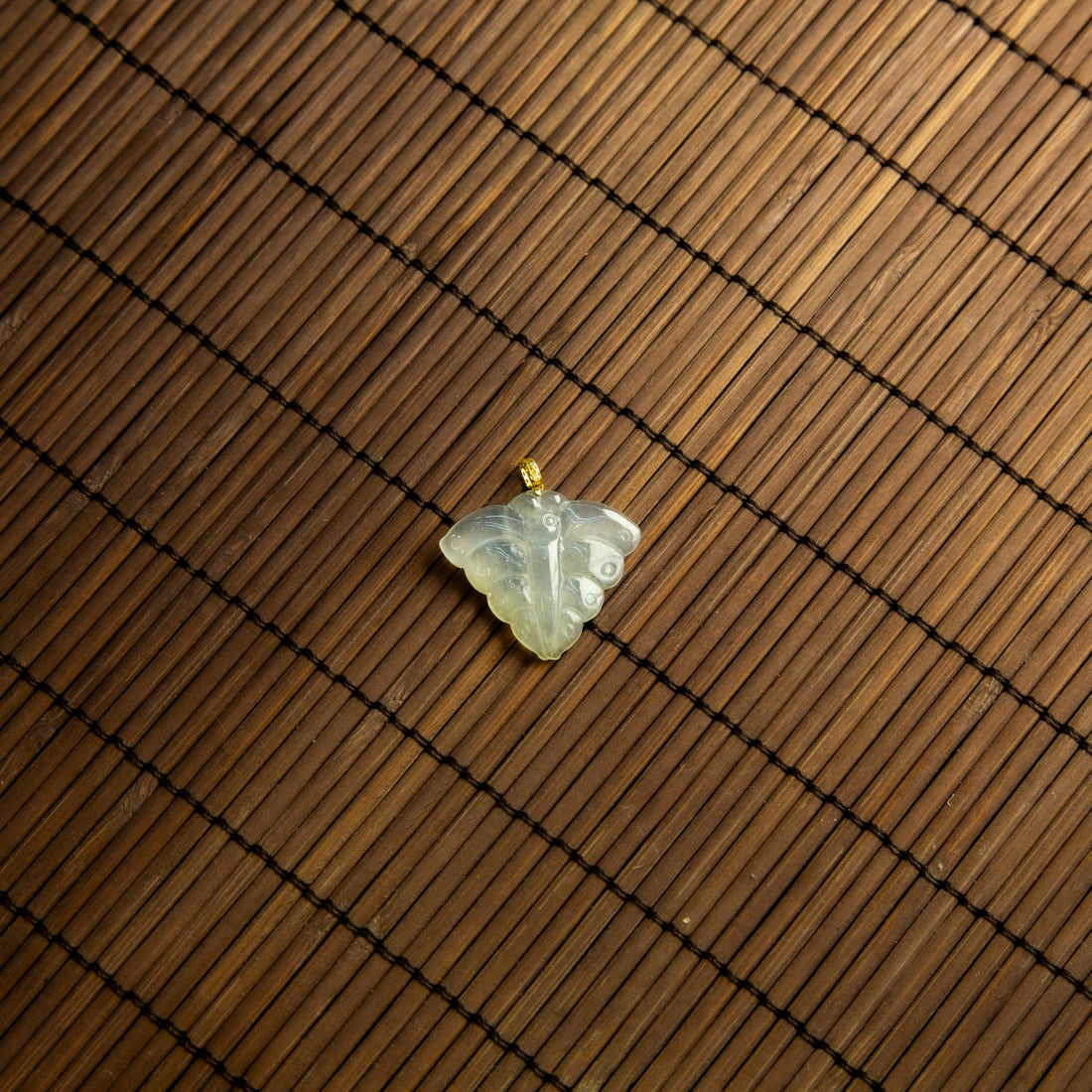 18K黃金冰種蝴蝶吊墜