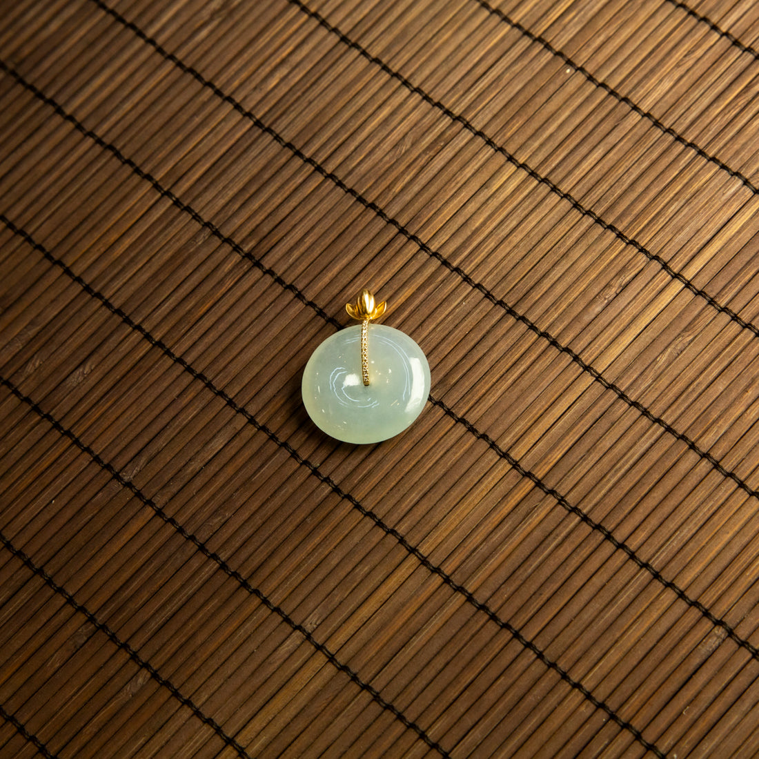 18K黃金鑲鑽冰種平安扣