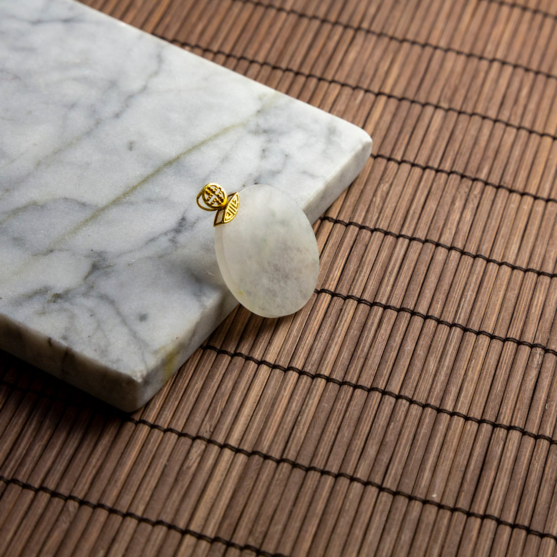 18K黃金高冰飄花無事吊墜