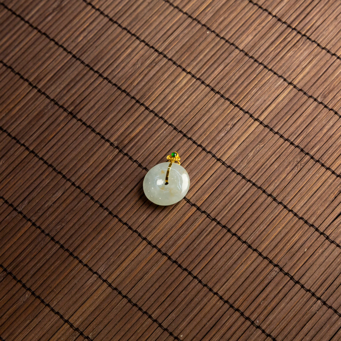 18K黃金冰種灑金平安扣吊墜