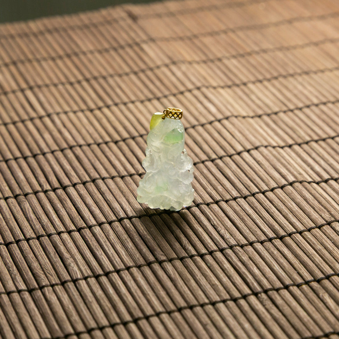 18K天然緬甸冰種白菜翡翠吊墜