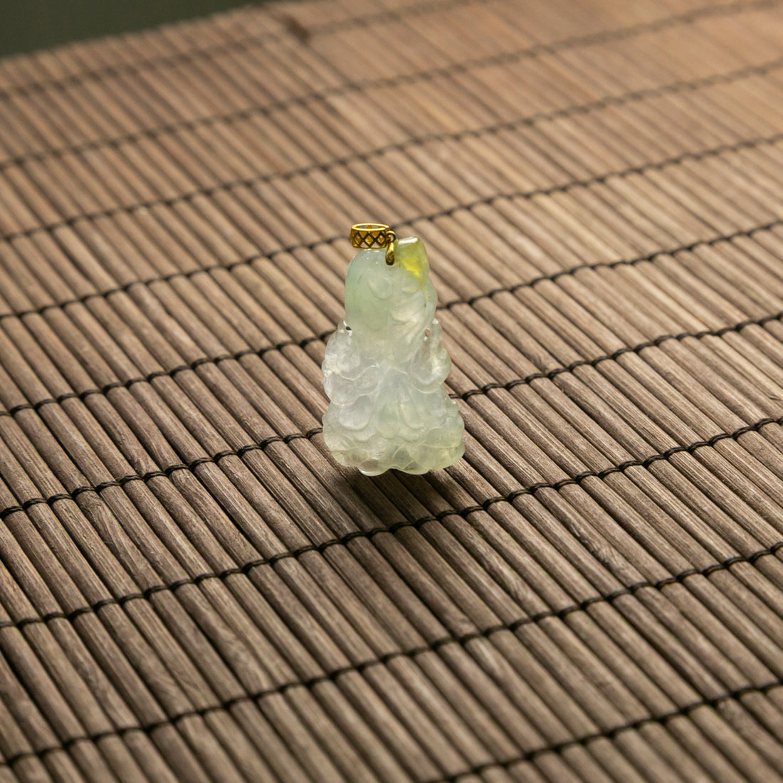 18K天然緬甸冰種白菜翡翠吊墜