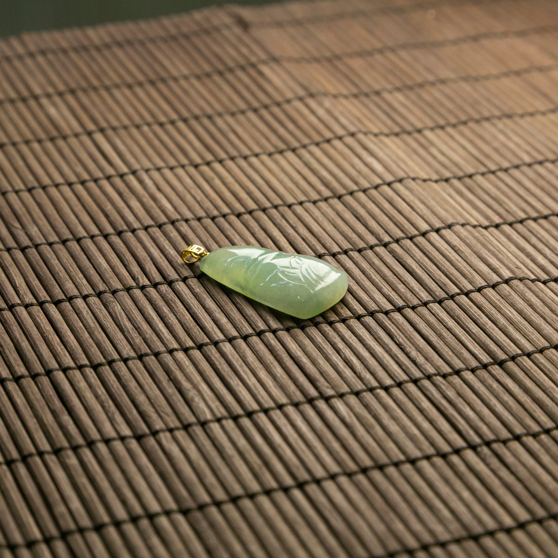 18K天然緬甸冰種節節上升翡翠吊墜