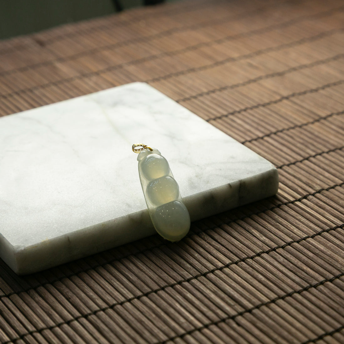 18K Gold Natural Burmese Jade Icy White Bean Pendant