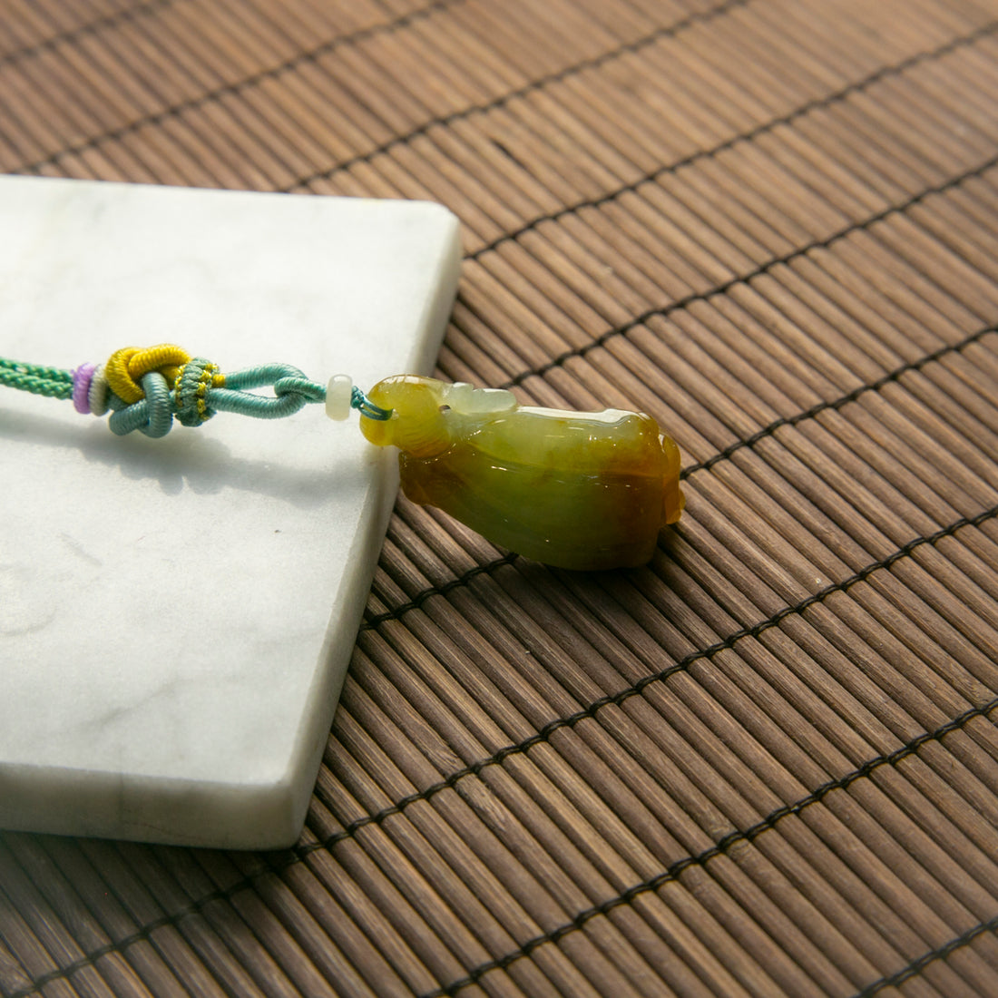 天然緬甸翡翠黃翡荷塘情趣吊墜