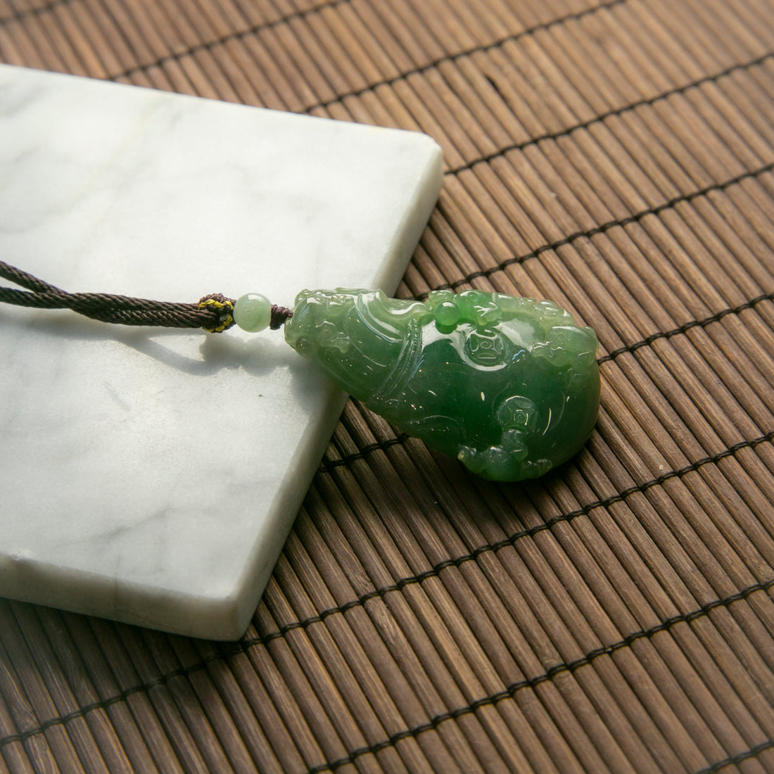 天然緬甸翡翠呱呱來財吊墜