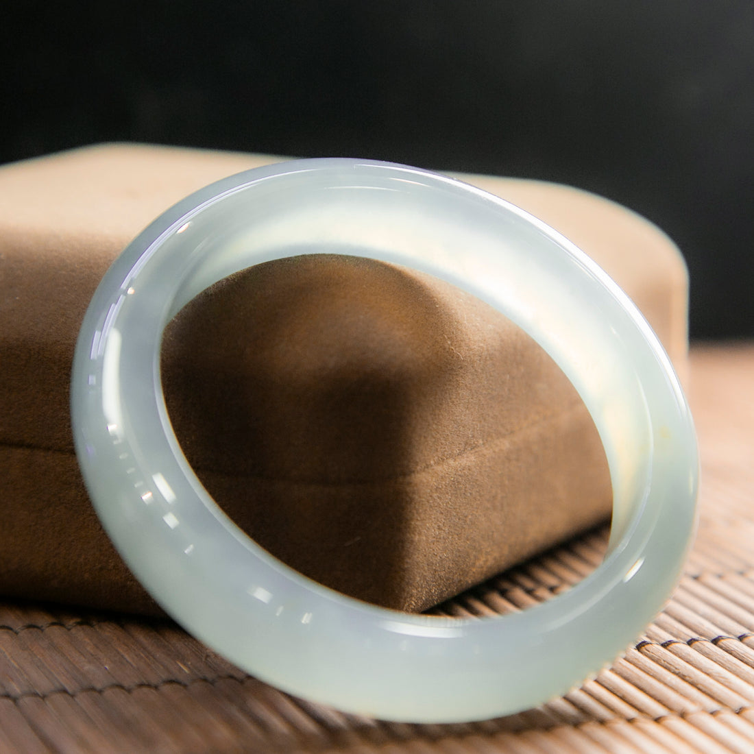 天然緬甸翡翠冰藍正圈手鐲 (適合手圍 51-53mm)