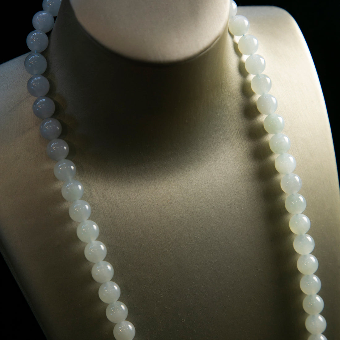 天然緬甸翡翠藍色大珠串