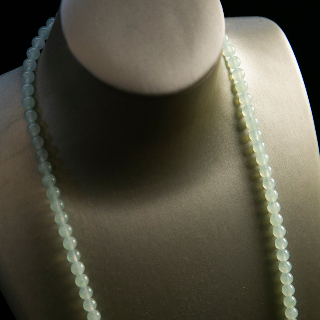 天然緬甸翡翠冰淡綠珠串
