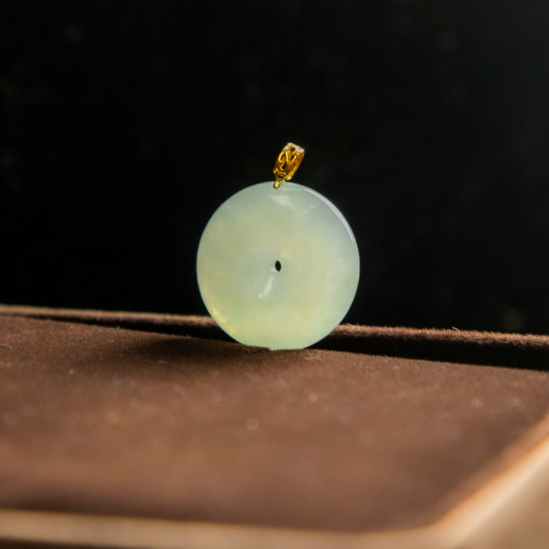 18K金天然緬甸翡翠冰淡綠平安扣吊墜